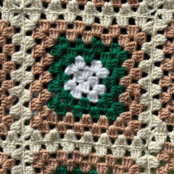 Vintage Granny Square Crochet Throw Blanket Green Beige Afghan Lap Sofa Blanket - Picture 5 of 8